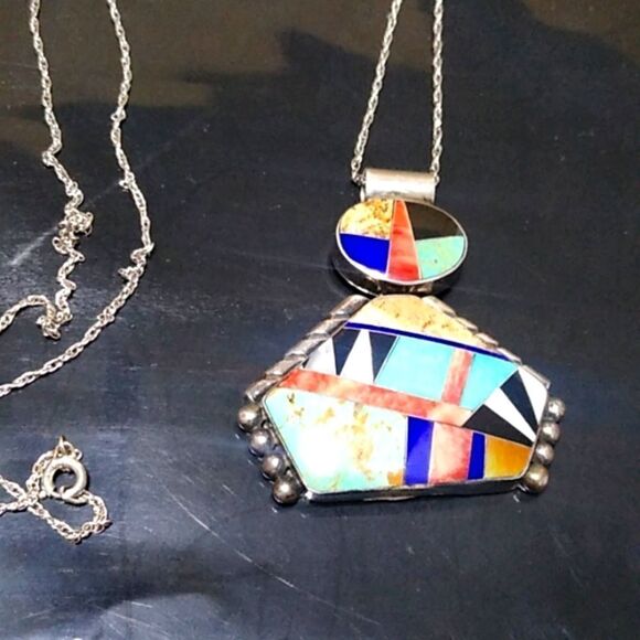 Vintage Sterling Zuni Stone Inlay/multi stone pendant Countrycore Grandma Chic - Picture 1 of 12